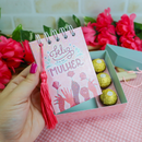 Arquivo caixa 3 doces e bloquinho dia da mulher - chuvinha de papel
